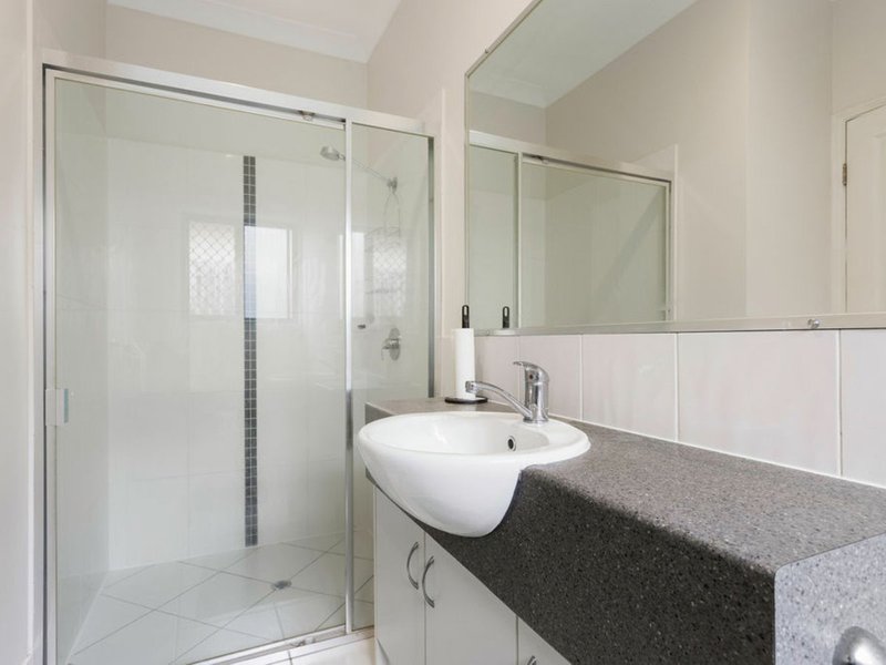 Photo - 66 Benjamina Drive, Redbank Plains QLD 4301 - Image 4