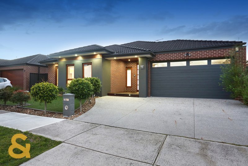 Photo - 66 Biltmore Crescent, Roxburgh Park VIC 3064 - Image 21