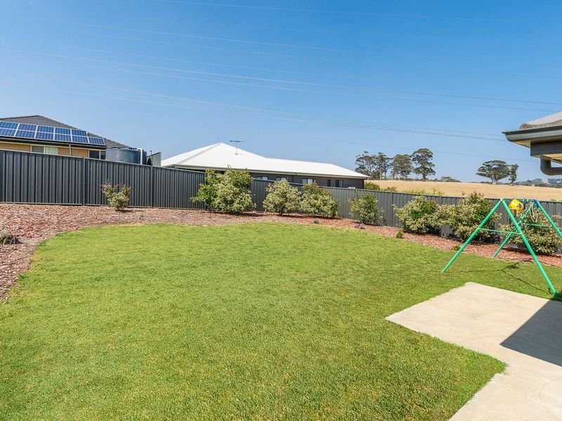 Photo - 66 Bluestone Drive, Mount Barker SA 5251 - Image 10