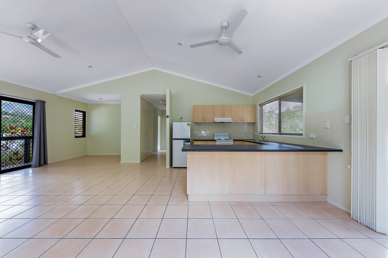 Photo - 6/6 Border Drive, Cannonvale QLD 4802 - Image 4