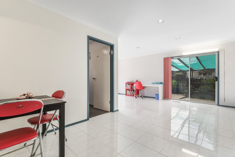 Photo - 66 Braeswood Road, Kings Park VIC 3021 - Image 7