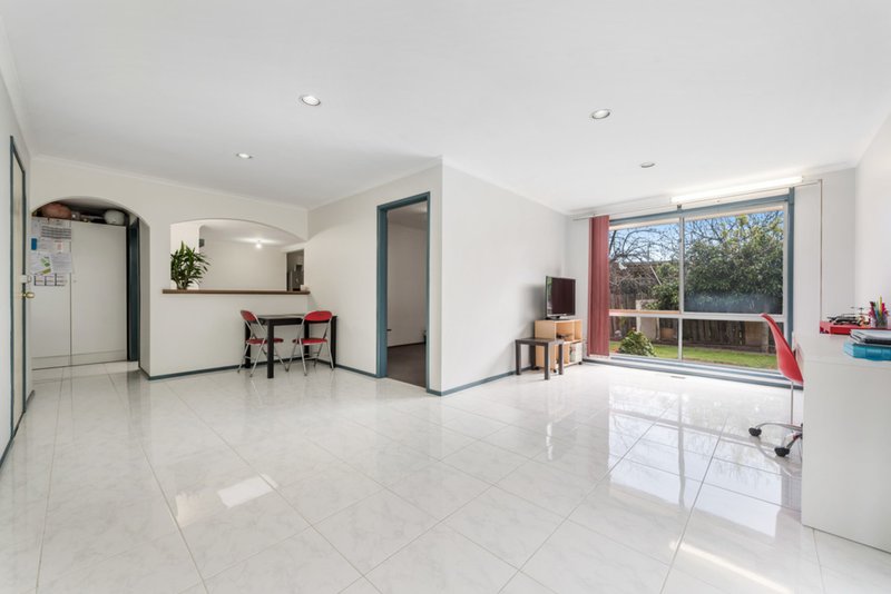 Photo - 66 Braeswood Road, Kings Park VIC 3021 - Image 8