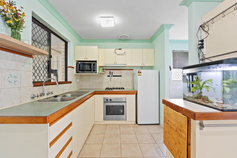 Photo - 66 Burnside Way, Waikiki WA 6169 - Image 7