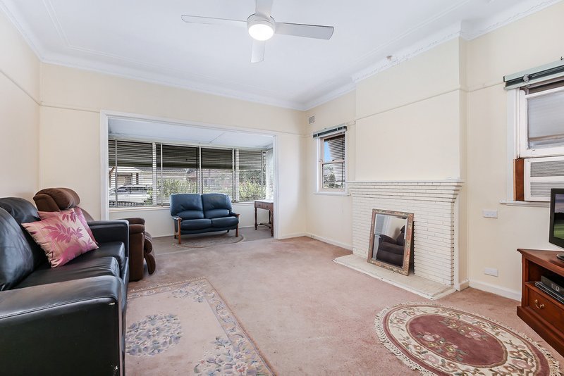 Photo - 66 Cambridge Avenue, Bankstown NSW 2200 - Image 2