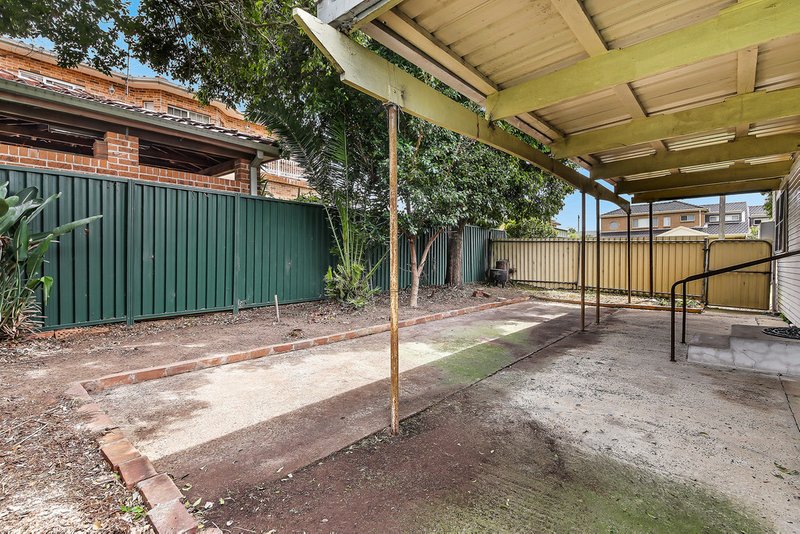 Photo - 66 Cambridge Avenue, Bankstown NSW 2200 - Image 8