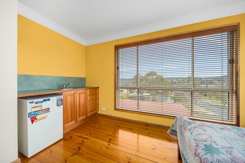 Photo - 66 Cameron Road, Karabar NSW 2620 - Image 25