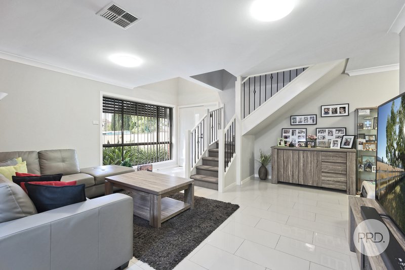 Photo - 6/6 Canberra St , Oxley Park NSW 2760 - Image 3