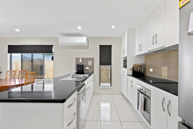 Photo - 66 Canecutters Drive, Ooralea QLD 4740 - Image 7