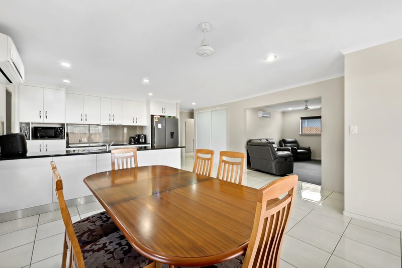 Photo - 66 Canecutters Drive, Ooralea QLD 4740 - Image 9