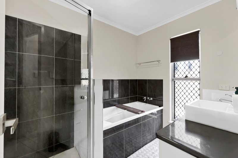 Photo - 66 Canecutters Drive, Ooralea QLD 4740 - Image 17