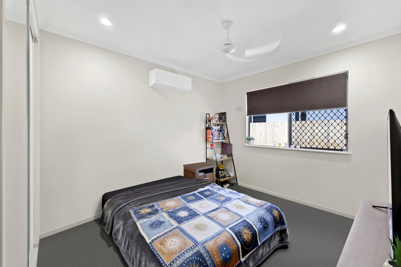 Photo - 66 Canecutters Drive, Ooralea QLD 4740 - Image 18