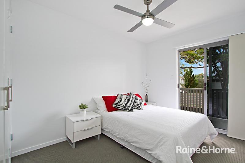 Photo - 6/6 Carmody Road, St Lucia QLD 4067 - Image 6