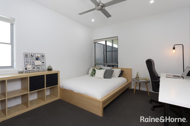 Photo - 6/6 Carmody Road, St Lucia QLD 4067 - Image 7