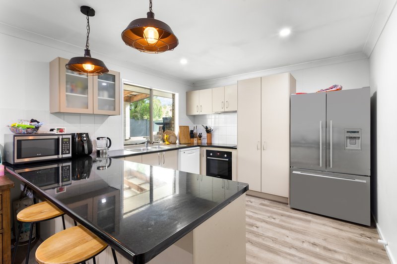 Photo - 66 Casuarina Drive, Bray Park QLD 4500 - Image 6