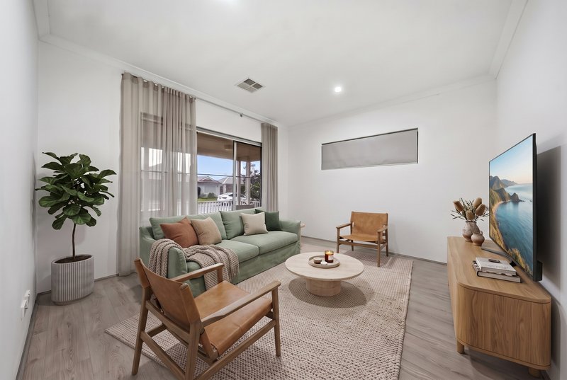 Photo - 66 Cheriton Avenue, Ellenbrook WA 6069 - Image 4