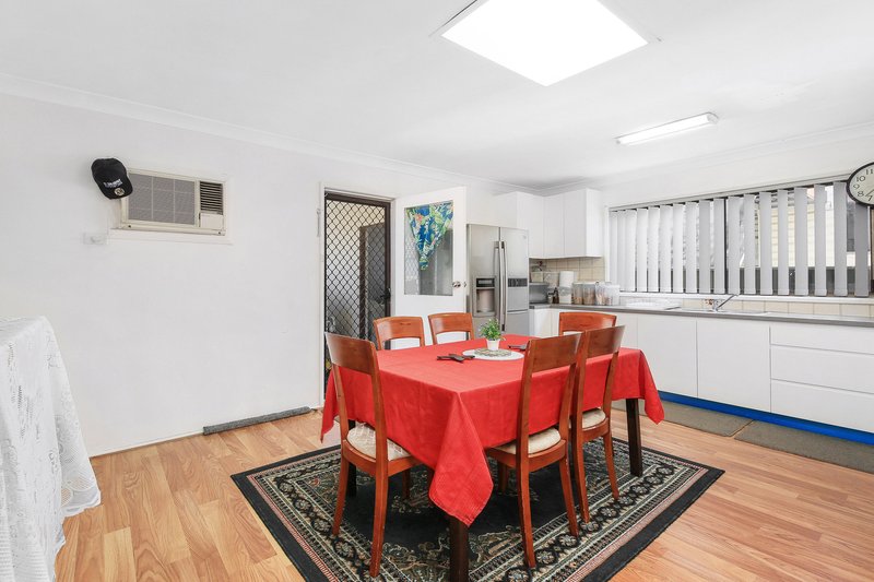 Photo - 66 Chertsey Avenue, Bankstown NSW 2200 - Image 4