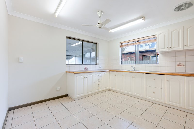 Photo - 66 Council Avenue, Rockingham WA 6168 - Image 2