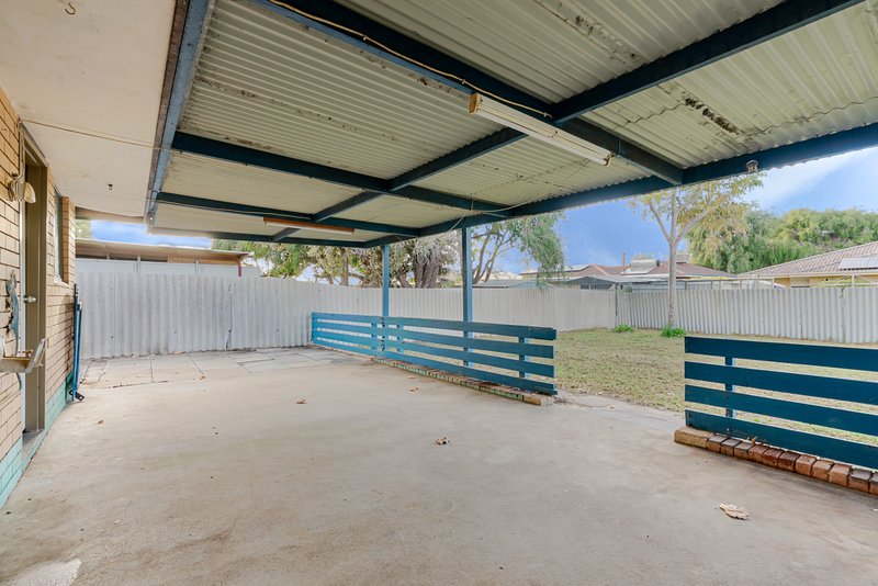 Photo - 66 Council Avenue, Rockingham WA 6168 - Image 16