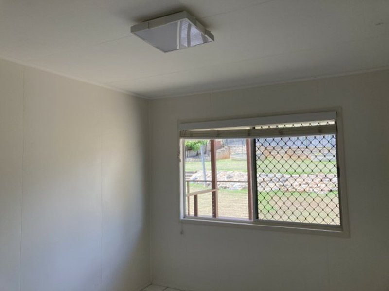 Photo - 66 Dalrymple Drive, Toolooa QLD 4680 - Image 6