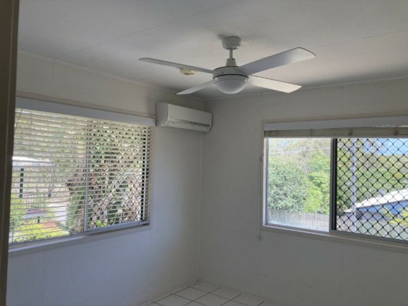 Photo - 66 Dalrymple Drive, Toolooa QLD 4680 - Image 7