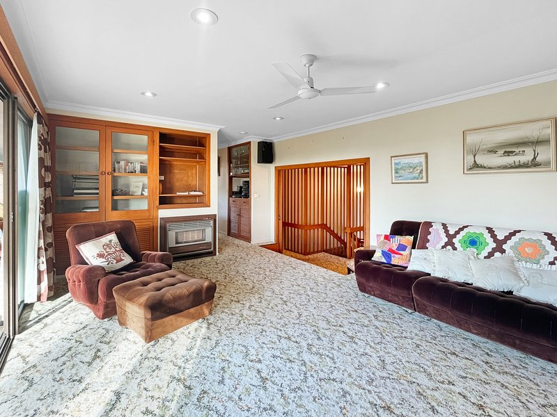Photo - 66 Derby Street, Tenterfield NSW 2372 - Image 5
