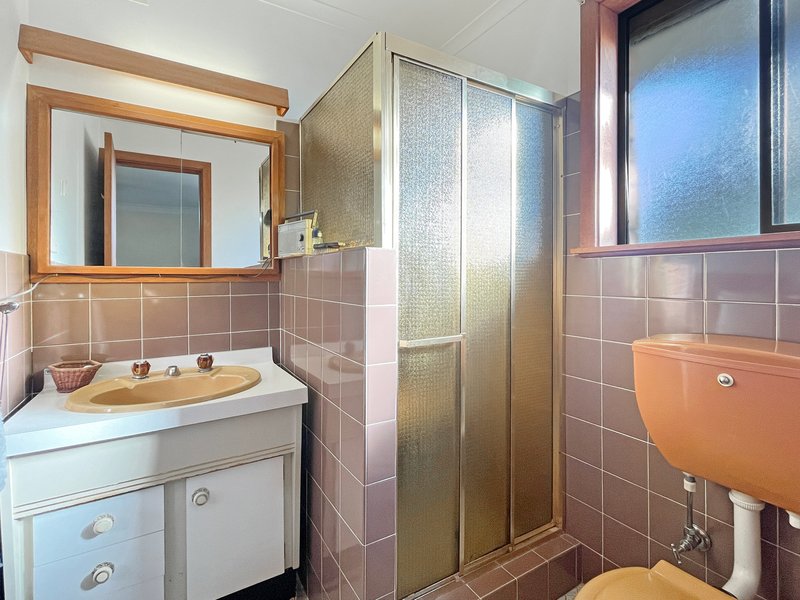 Photo - 66 Derby Street, Tenterfield NSW 2372 - Image 11