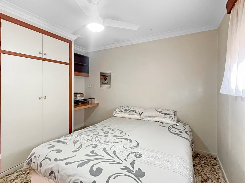 Photo - 66 Derby Street, Tenterfield NSW 2372 - Image 12