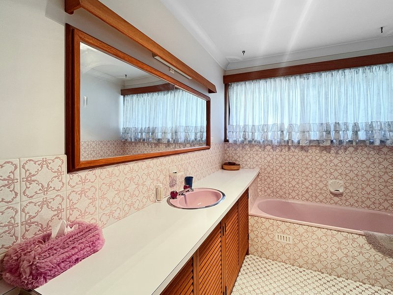 Photo - 66 Derby Street, Tenterfield NSW 2372 - Image 14