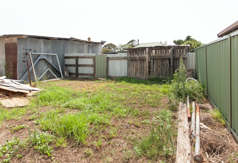 Photo - 66 Desmond Street, Cessnock NSW 2325 - Image 15