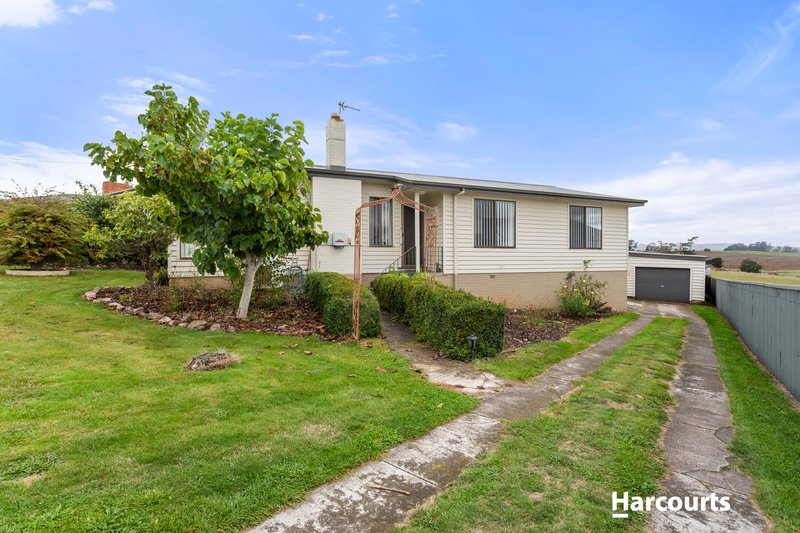 Photo - 66 East Barrack Street, Deloraine TAS 7304 - Image 2