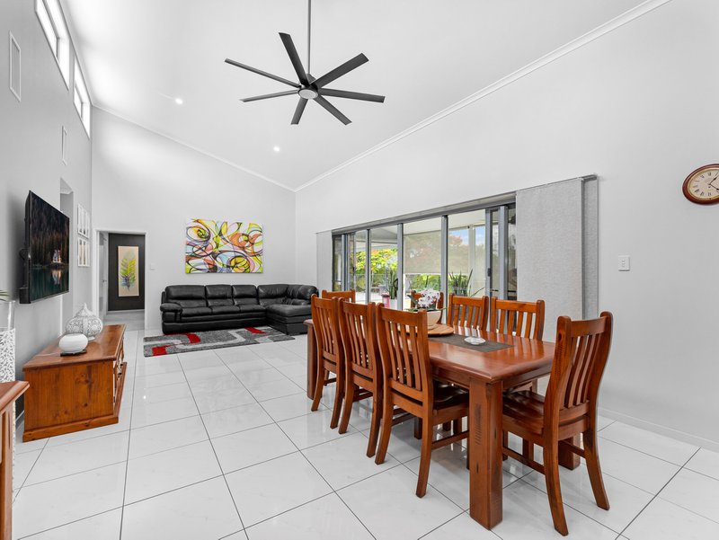 Photo - 66 Endeavour Way, Eli Waters QLD 4655 - Image 9