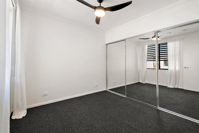 Photo - 66 Evergreen View, Robina QLD 4226 - Image 9