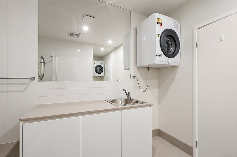 Photo - 66 Evergreen View, Robina QLD 4226 - Image 13