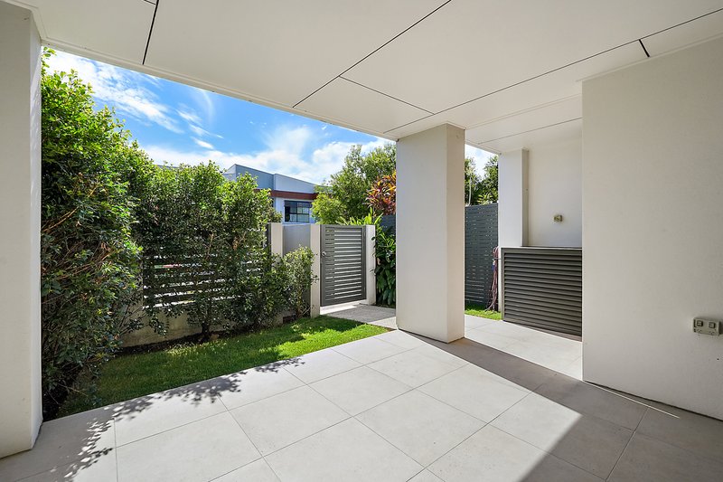 Photo - 66 Evergreen View, Robina QLD 4226 - Image 16