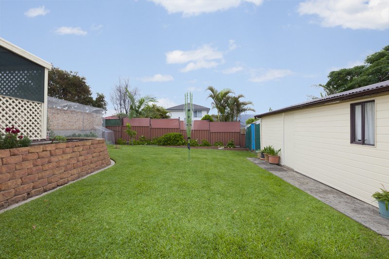 Photo - 66 Exmouth Road, Kanahooka NSW 2530 - Image 7