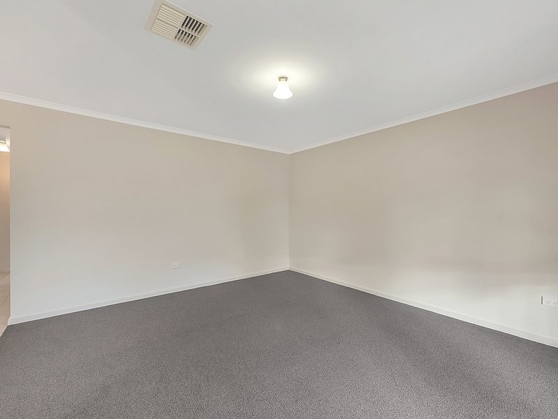 Photo - 66 Faulding Avenue, Munno Para SA 5115 - Image 3