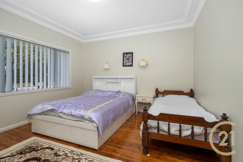 Photo - 66 Flowerdale Road, Liverpool NSW 2170 - Image 8