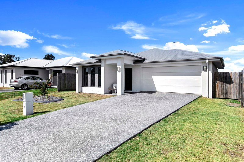Photo - 66 Frederick Circuit, Eli Waters QLD 4655 - Image 3