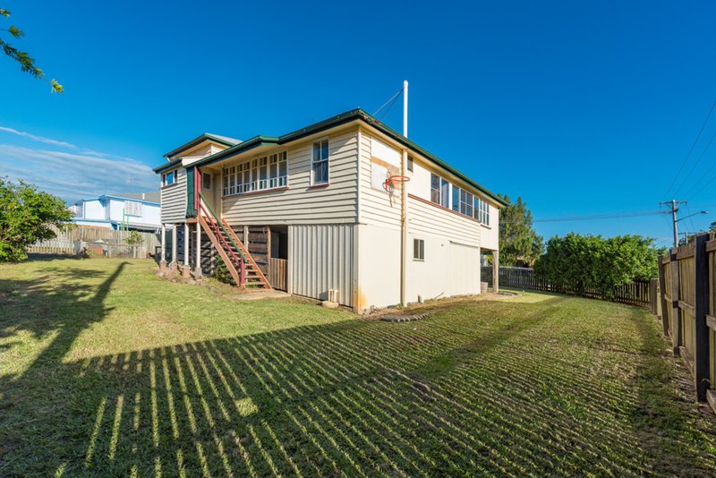 Photo - 66 Heaps Street, Avenell Heights QLD 4670 - Image 16