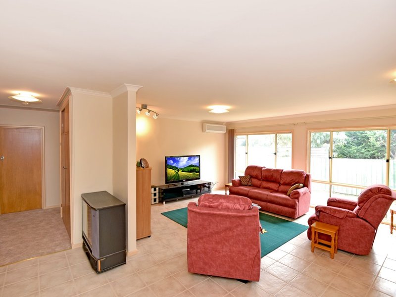 Photo - 66 Henderson Street, Indented Head VIC 3223 - Image 8