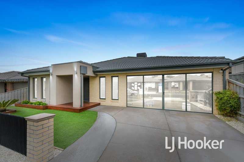 66 Highmount Drive, Hampton Park VIC 3976