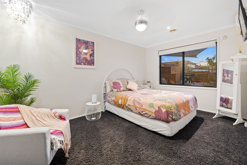 Photo - 66 Hindmarsh Drive, Manor Lakes VIC 3024 - Image 16