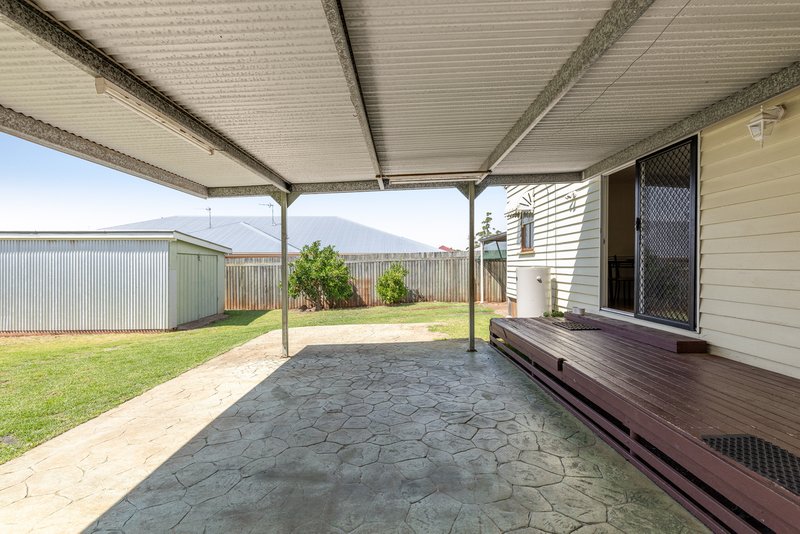 Photo - 66 Holberton Street, Rockville QLD 4350 - Image 12