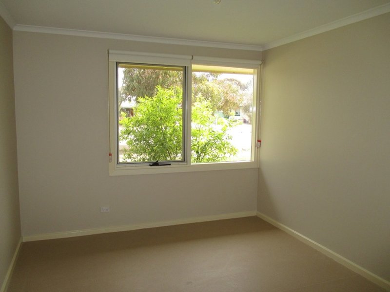 Photo - 66 Homburg Drive, Murray Bridge SA 5253 - Image 5