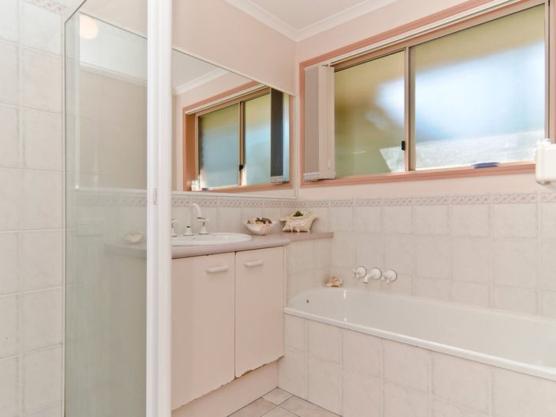 Photo - 66 James Cook Drive, Sippy Downs QLD 4556 - Image 11