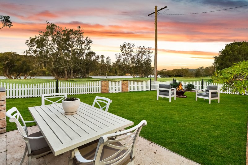 Photo - 66 Kincumber Crescent, Davistown NSW 2251 - Image 8