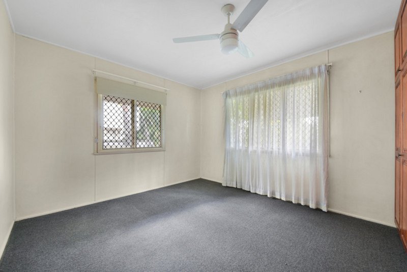 Photo - 66 Kirby Road, Aspley QLD 4034 - Image 7