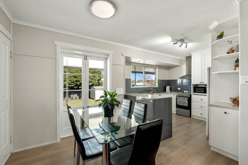 Photo - 66 Knockator Crescent, Centenary Heights QLD 4350 - Image 3
