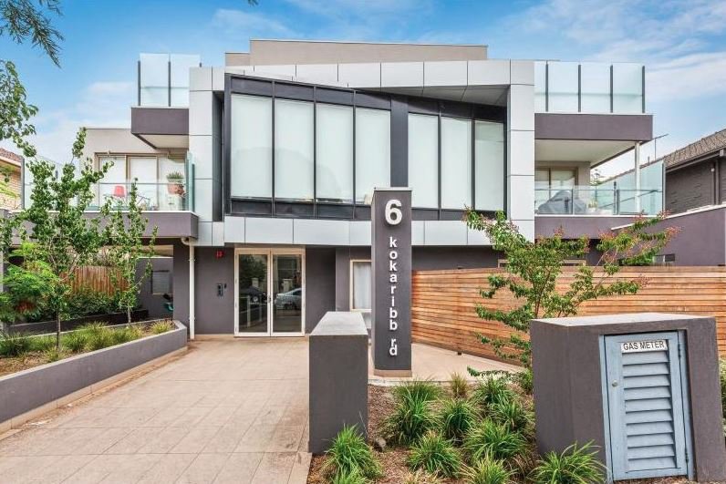 Photo - 6/6 Kokaribb Road, Carnegie VIC 3163 - Image 6