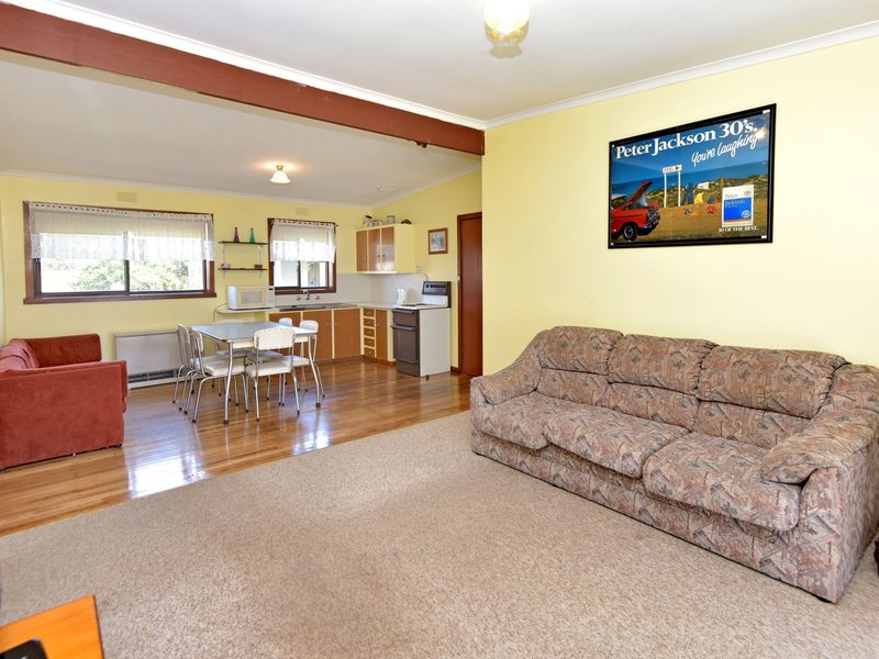 Photo - 66 Lake View Crescent, St Leonards VIC 3223 - Image 2